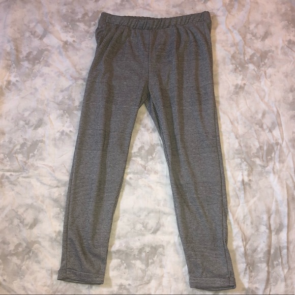 Como Black Houndstooth Cropped Pants - Picture 2 of 4
